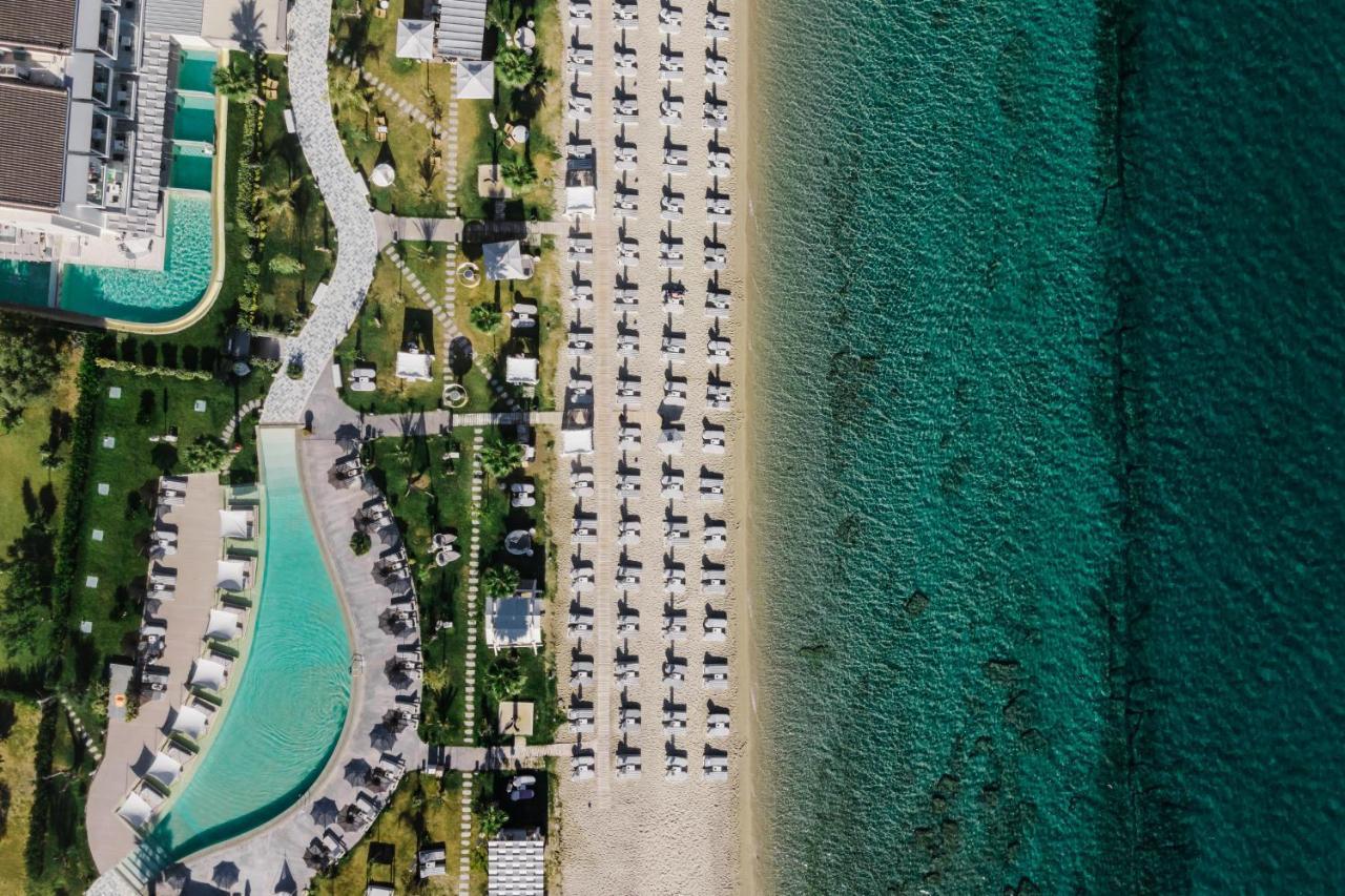 Blue Carpet Luxury Suites Pefkochori Bagian luar foto