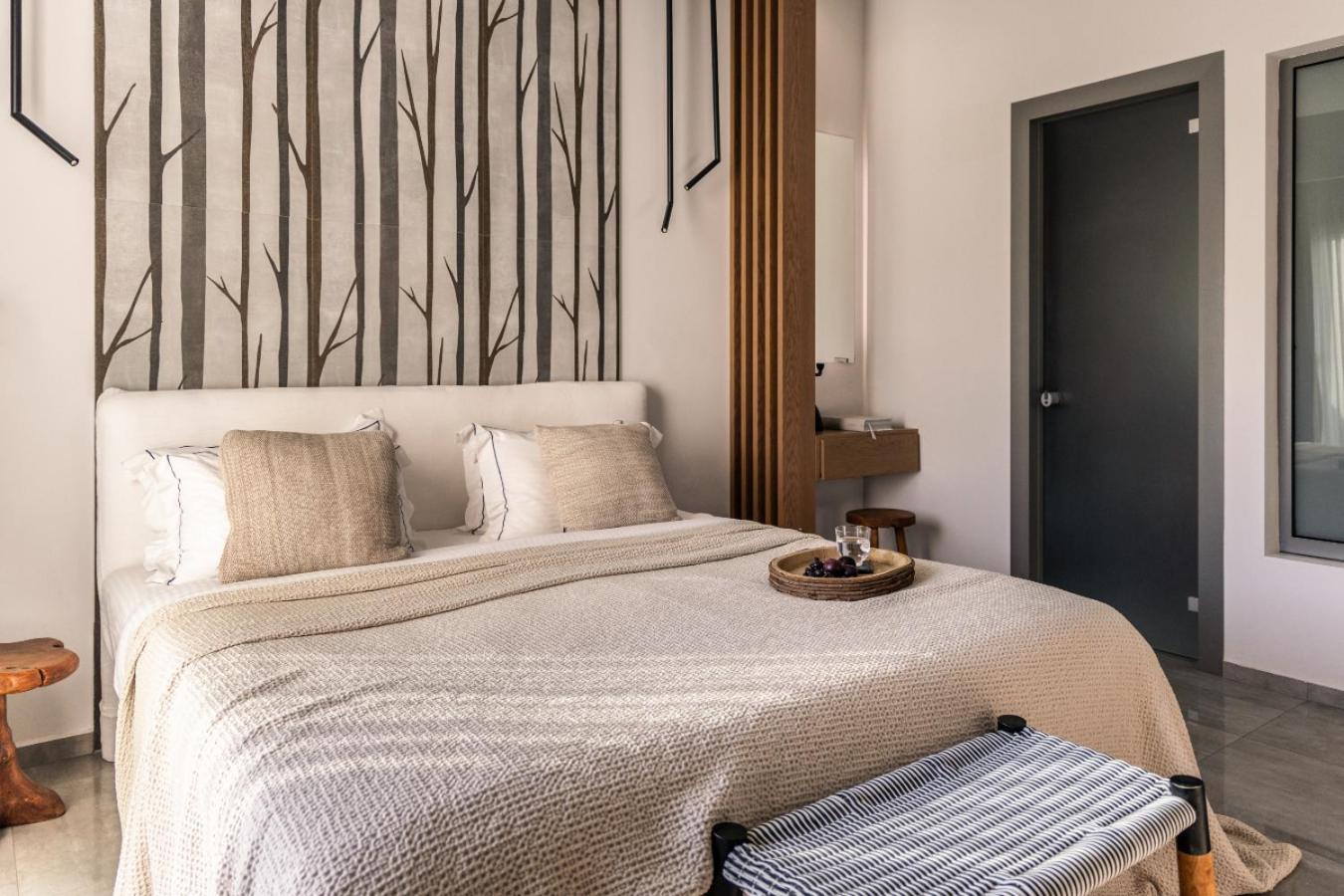 Blue Carpet Luxury Suites Pefkochori Bagian luar foto